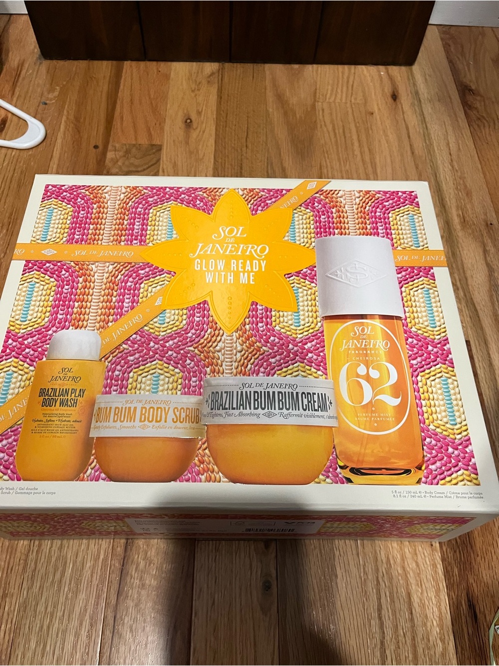 Sol de Janeiro Yellow & Pink Glow Ready With Me Gift Set